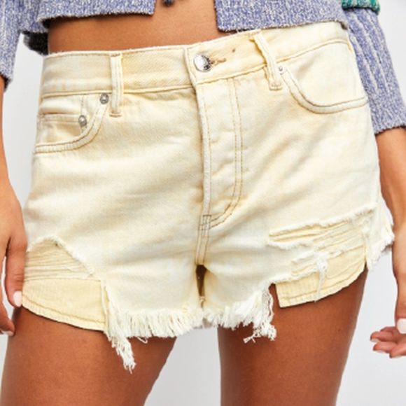 WE THE FREE | Loving Good Vibrations Cutoff Denim Shorts - Picture 2 of 15